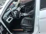 Фото 15 - Geely Atlas