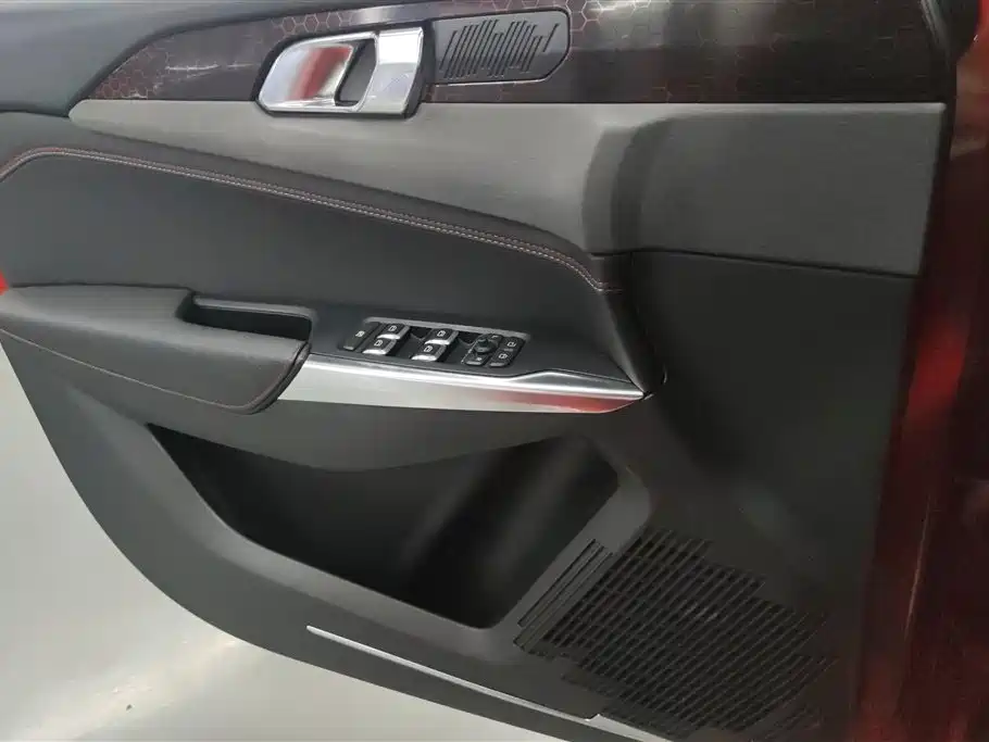 Lynk & Co 03 2020 1.5TD DCT Power Pro Edition фото 7