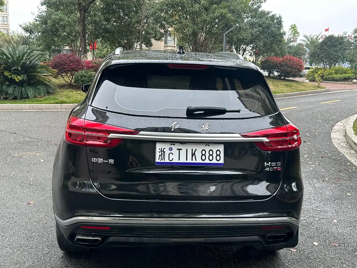 Hongqi HS5 2022 Facelift 2.0T Smart Flag Enjoyment Edition фото 5