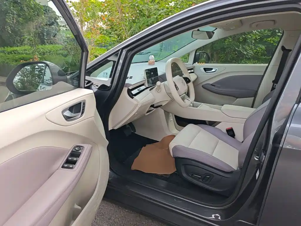 MG MG4 EV 2025 2026 437 Elegant Edition