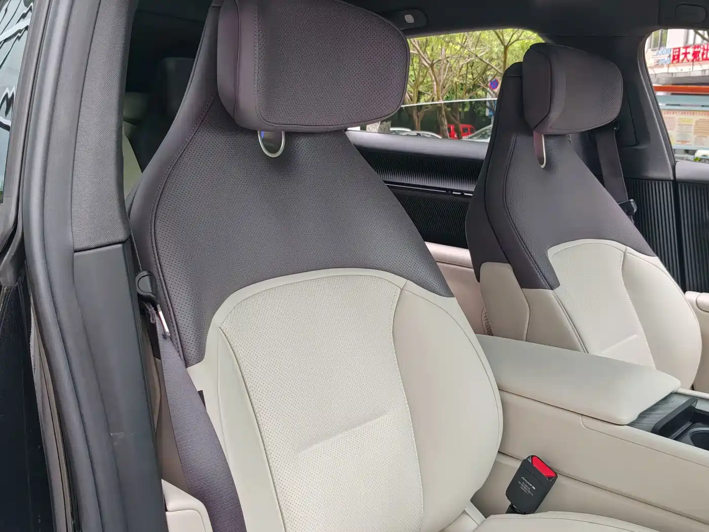 Avatr 12 2026 2025 Facelift Ultra EV AWD