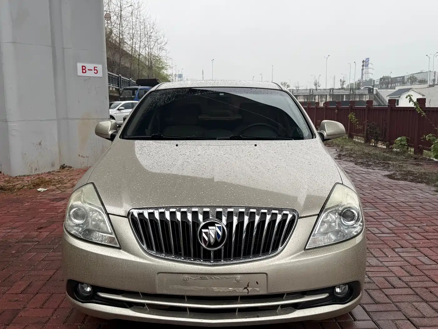 Buick Excelle 2013 1.5L Automatic Classic фото 2
