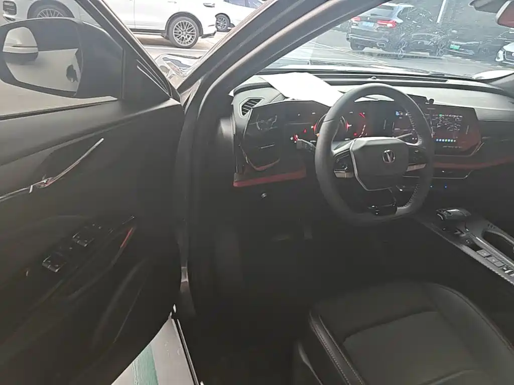 Changan X5 PLUS 2025 2025 1.5T DCT Pioneer