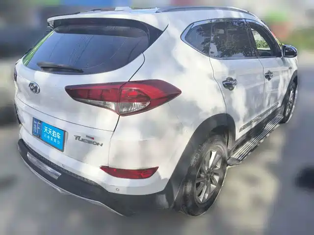 Hyundai Tucson 2015 1.6T Dual Clutch 2WD Smart — фото 5