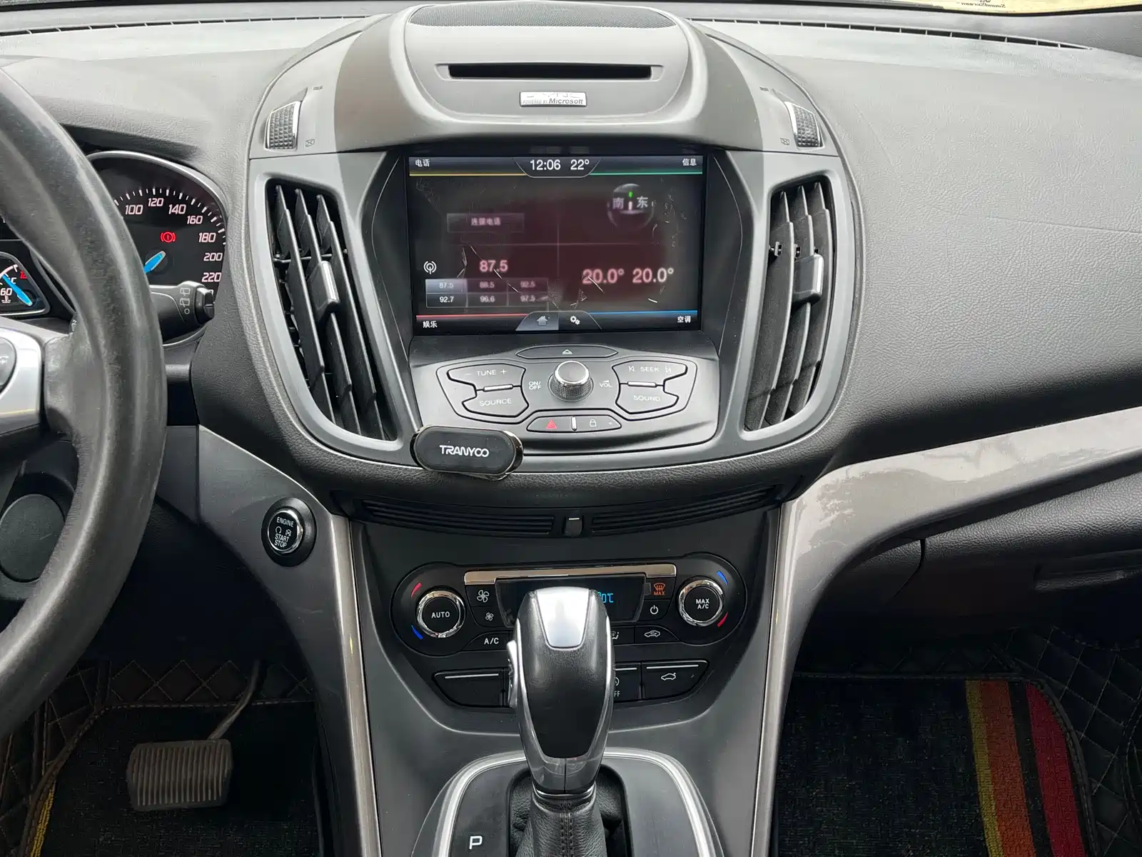 Фото 12 - Ford Kuga