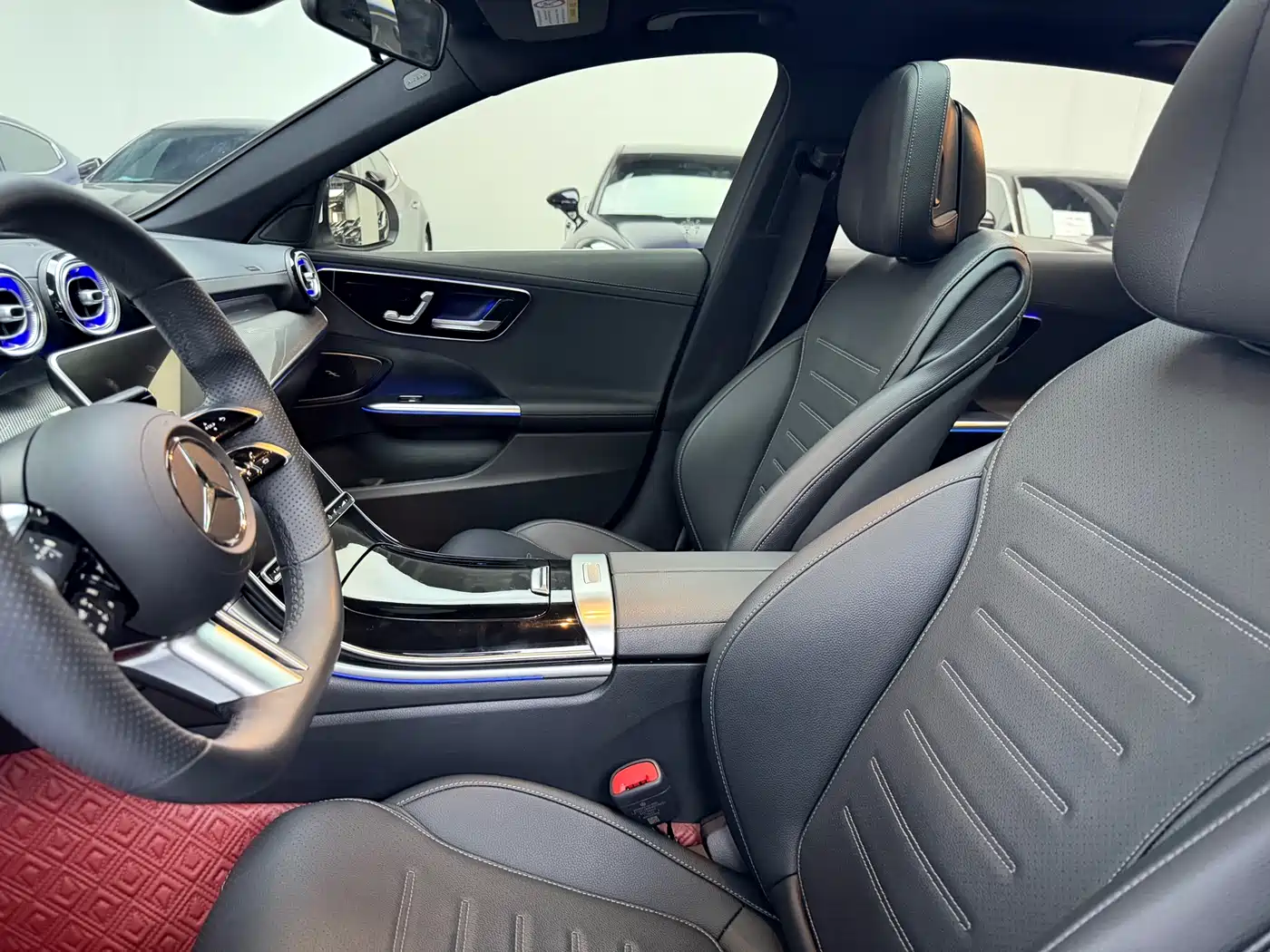 Mercedes-Benz C-Class 2023 Facelift C 260 L Sport Edition фото 4