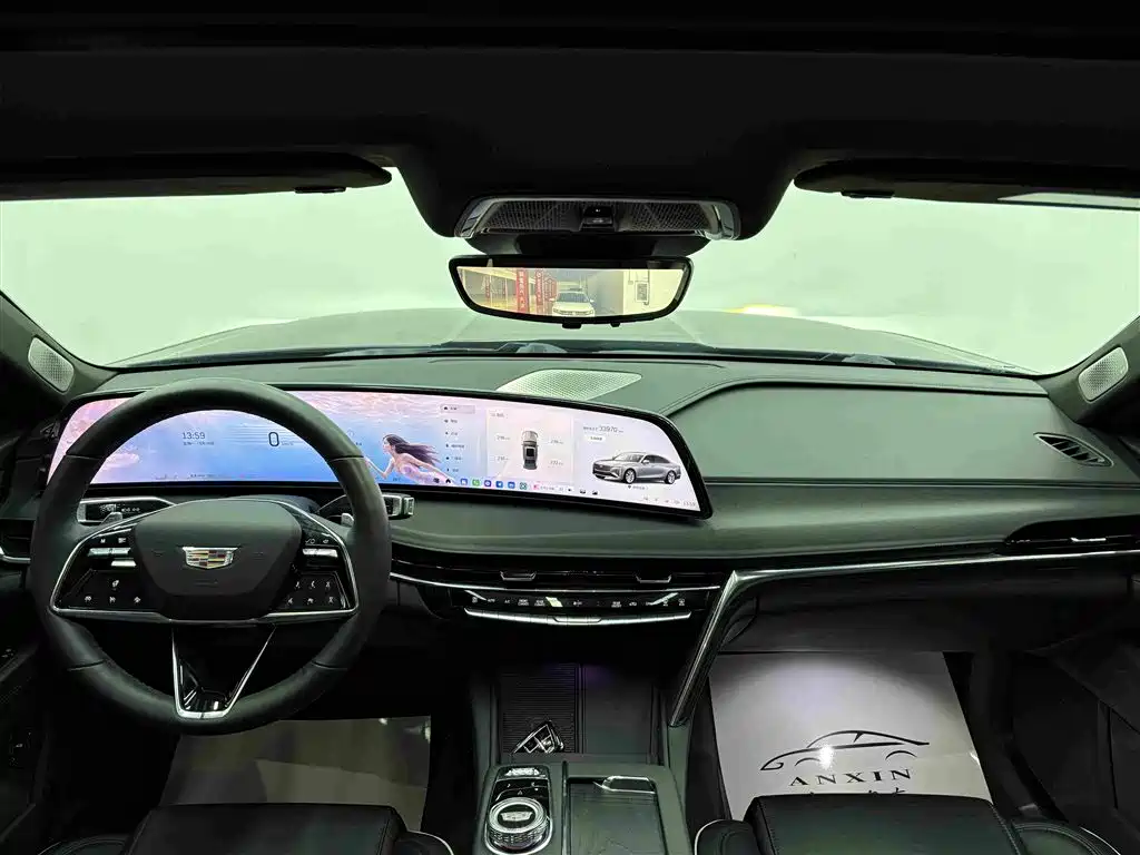 Фото 9 - Cadillac CT6