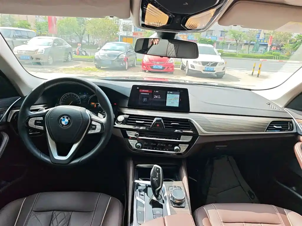 BMW 5 Series 2018 Facelift 530Li Leading Luxury Package фото 10