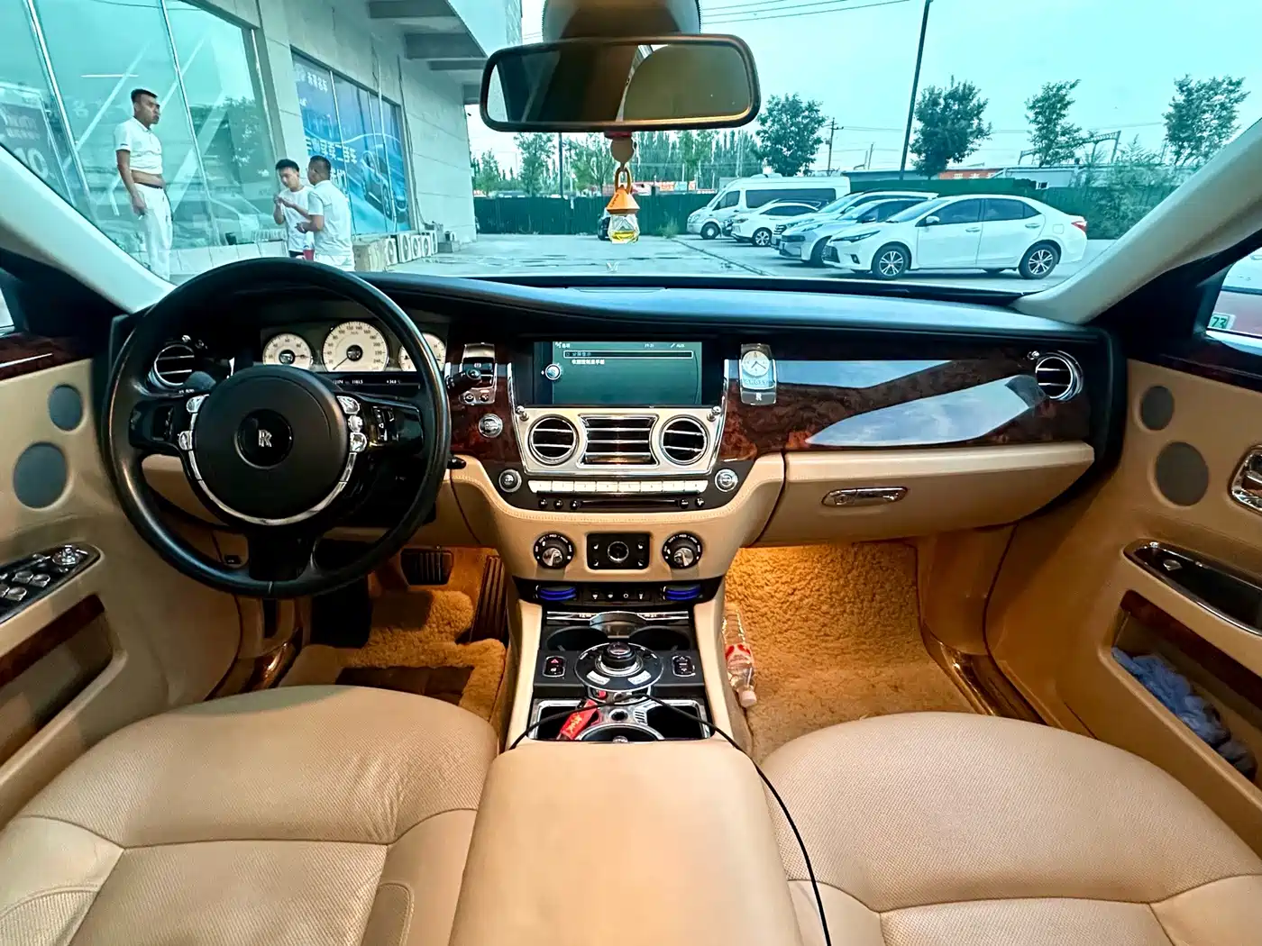 Rolls-Royce Ghost 2011 2010 Model 6.6T Standard