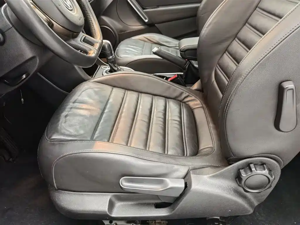 Volkswagen Beetle 2013 1.2TSI Comfort фото 20