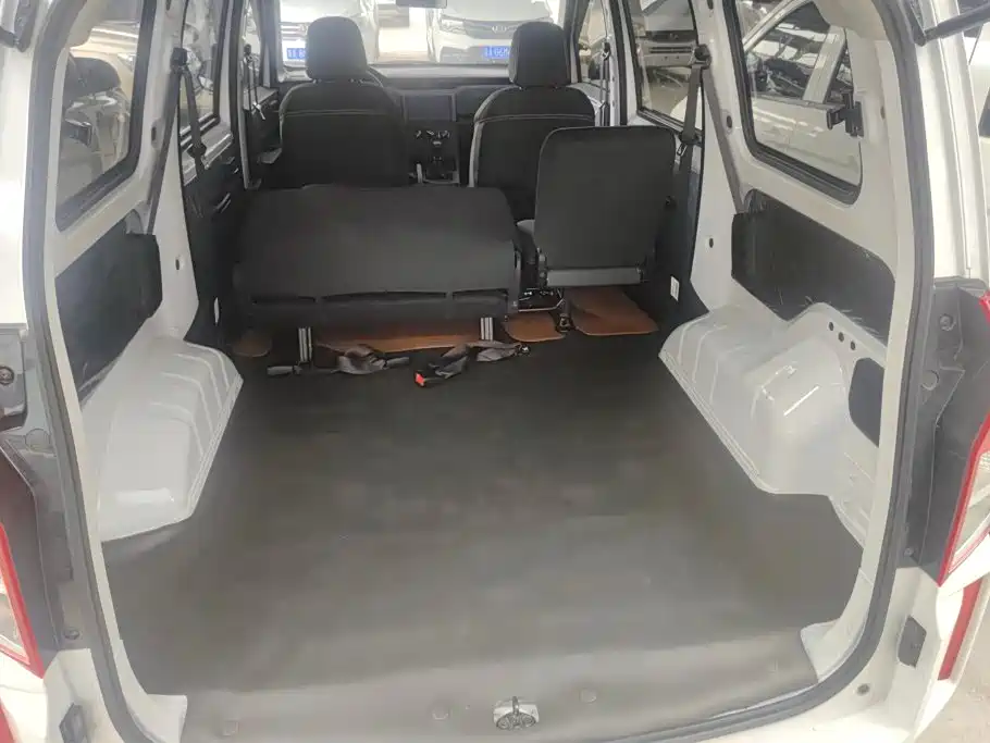 Wuling Motors Wuling Hongguang PLUS 2020 2020 1.5L Manual Standard 5-seater