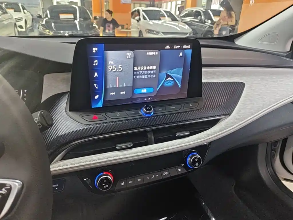 Buick Velite 6 2021 2020 Connected Smart PLUS