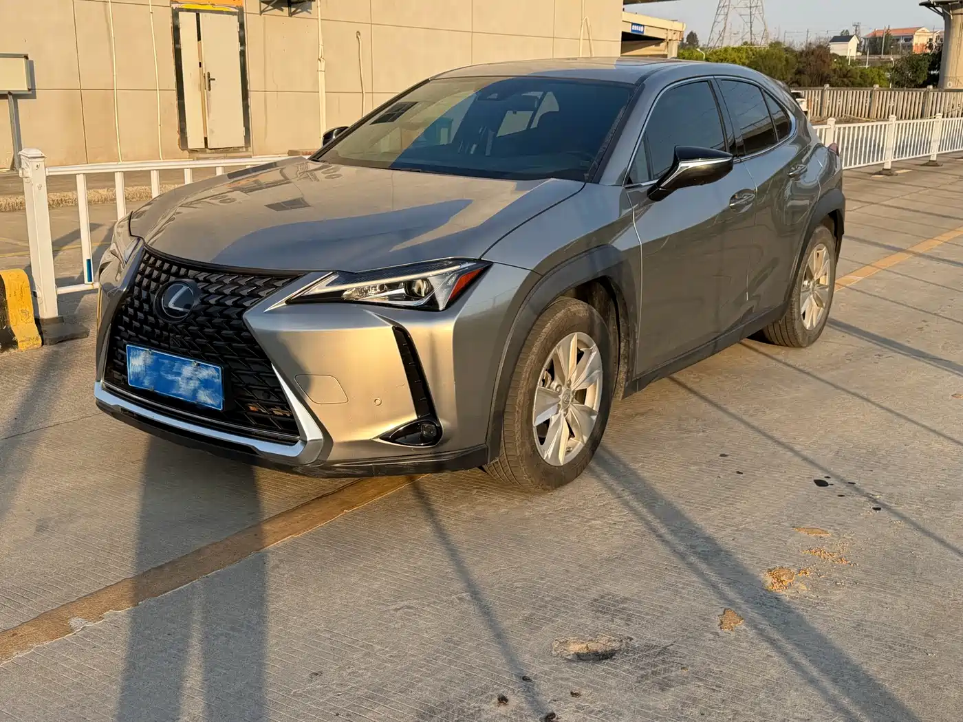 Lexus UX 2020 260h Explore Cool Edition