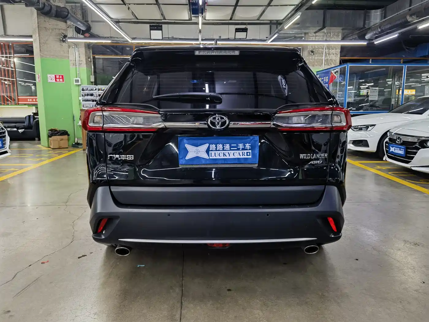 Toyota Wildlander 2023 2.0L CVT AWD Luxury PLUS фото 5