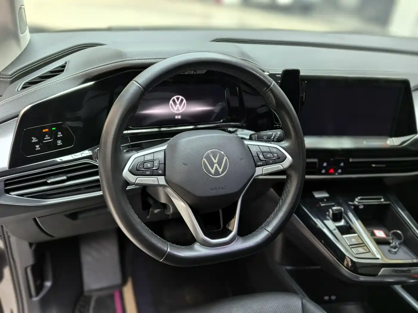 Volkswagen Talagon 2022 380TSI 4WD Luxury Premium Pro Edition 6-seater фото 7