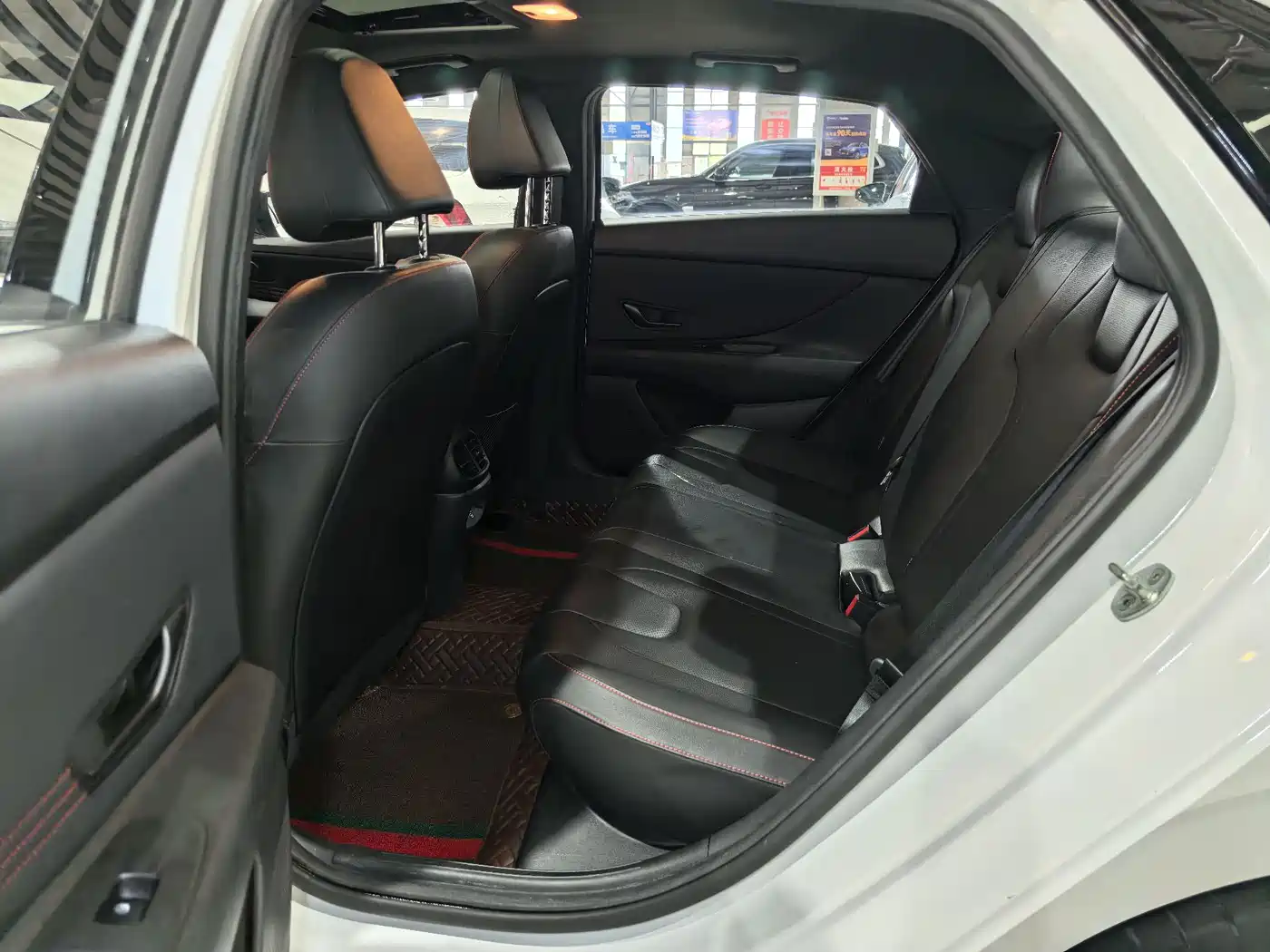 Hyundai Elantra 2023 240TGDi DCT N Line LUX Premium фото 4