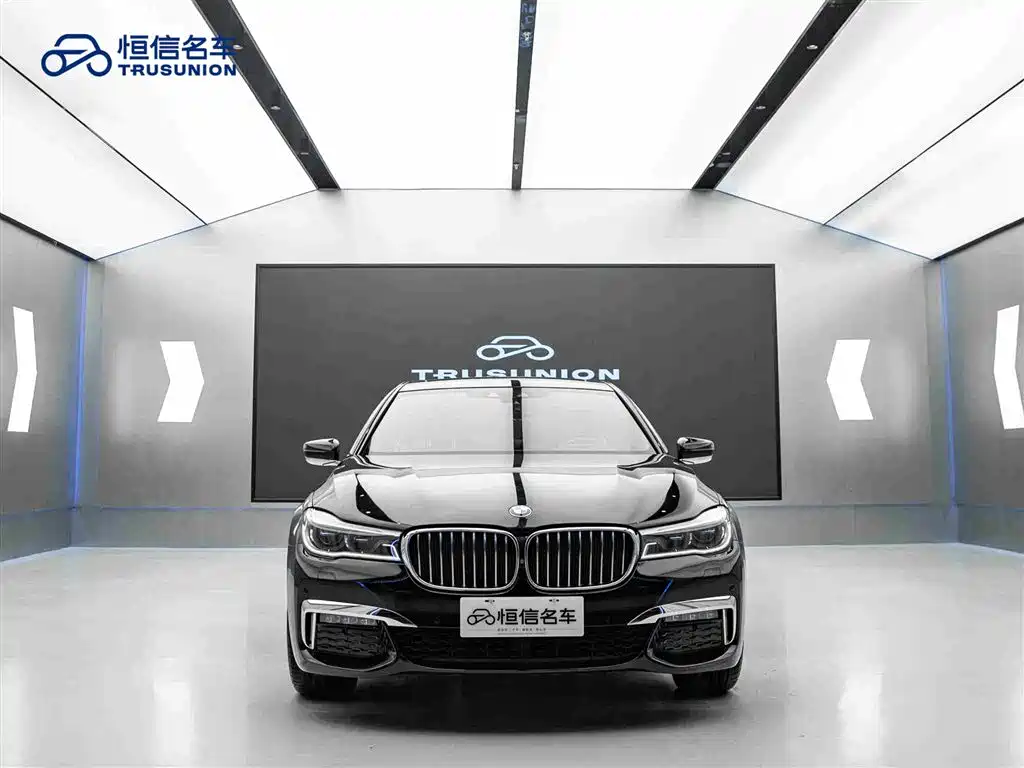 BMW 7 Series 2018 740Li xDrive Premium Type M Sport Package фото 2