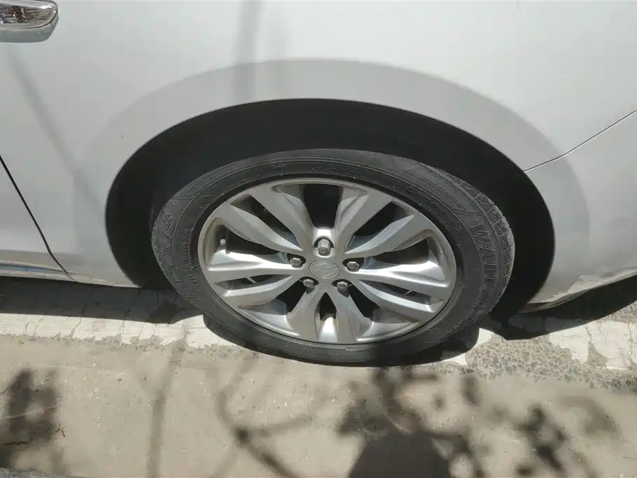 Buick Excelle 2021 Facelift Exemplar 1.5L Auto Elite фото 6