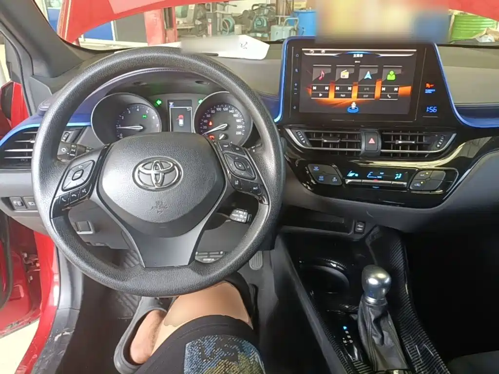 Toyota C-HR 2019 2018 2.0L Leading Sunroof Edition China VI