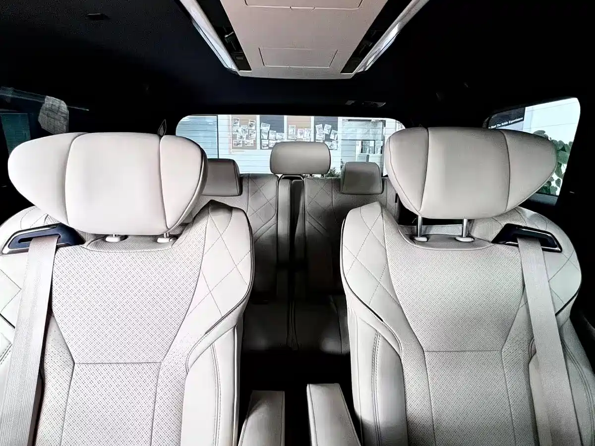 Toyota Alphard 2024 Hybrid 2.5L Ultimate Enjoyment Edition фото 13