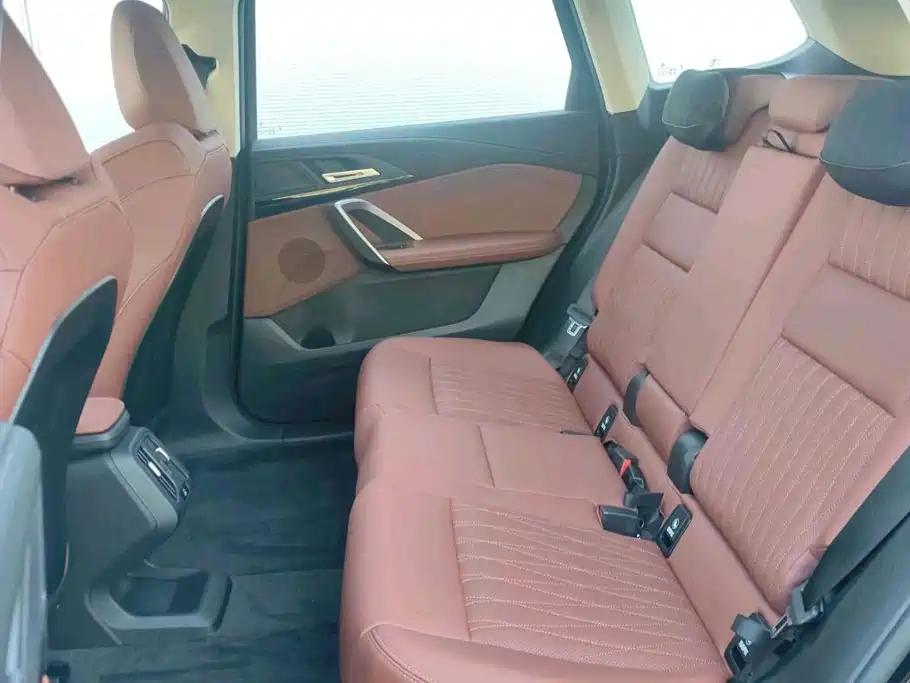 BMW iX1 2026 2025 eDrive25L X Design Package