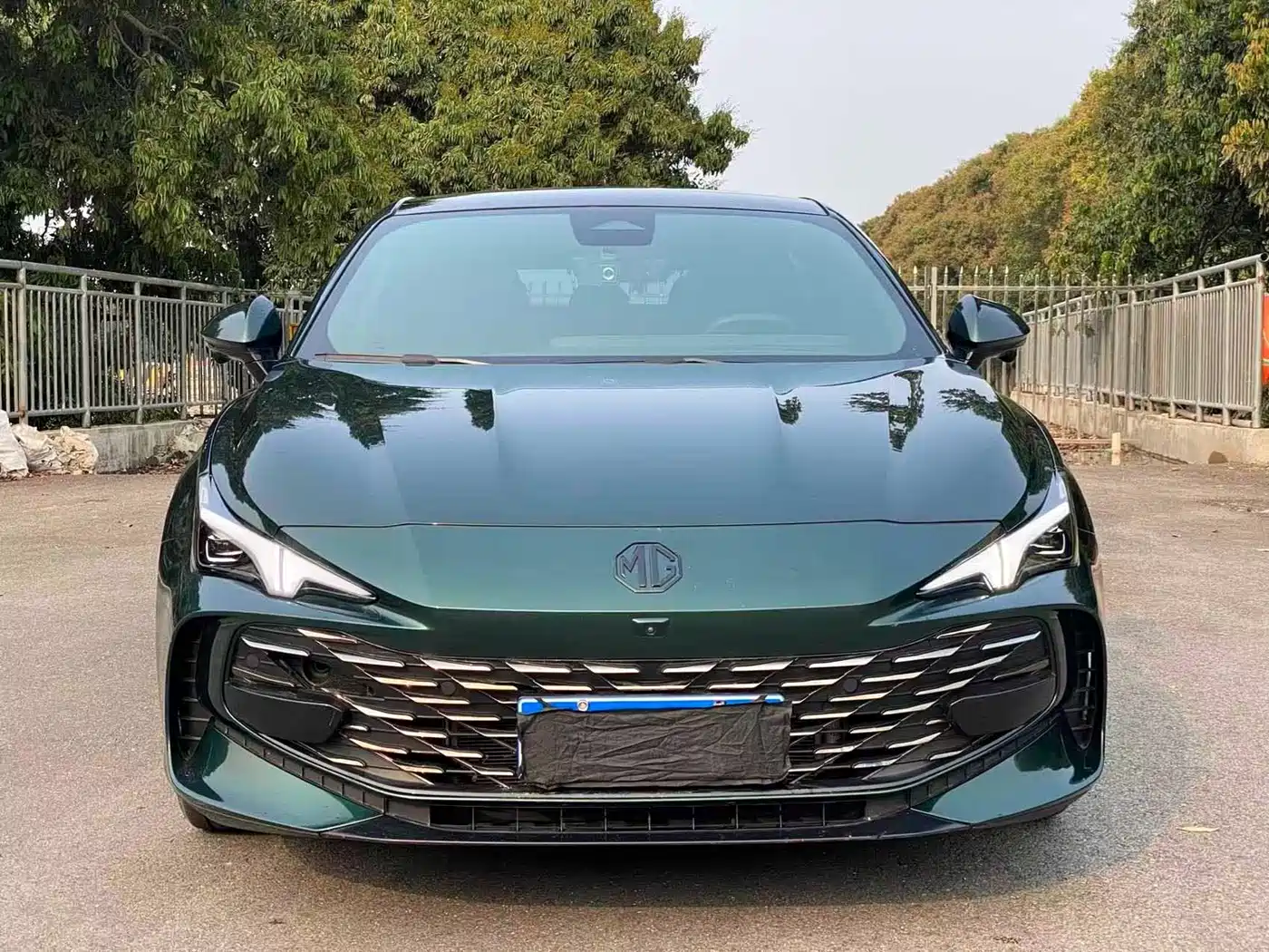MG MG7