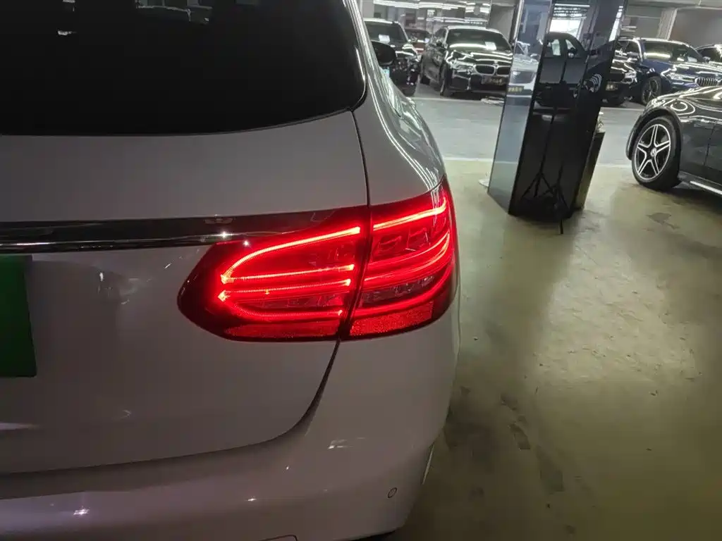 Mercedes-Benz C-Class (Import) 2020 Facelift C 260 Station Wagon фото 24