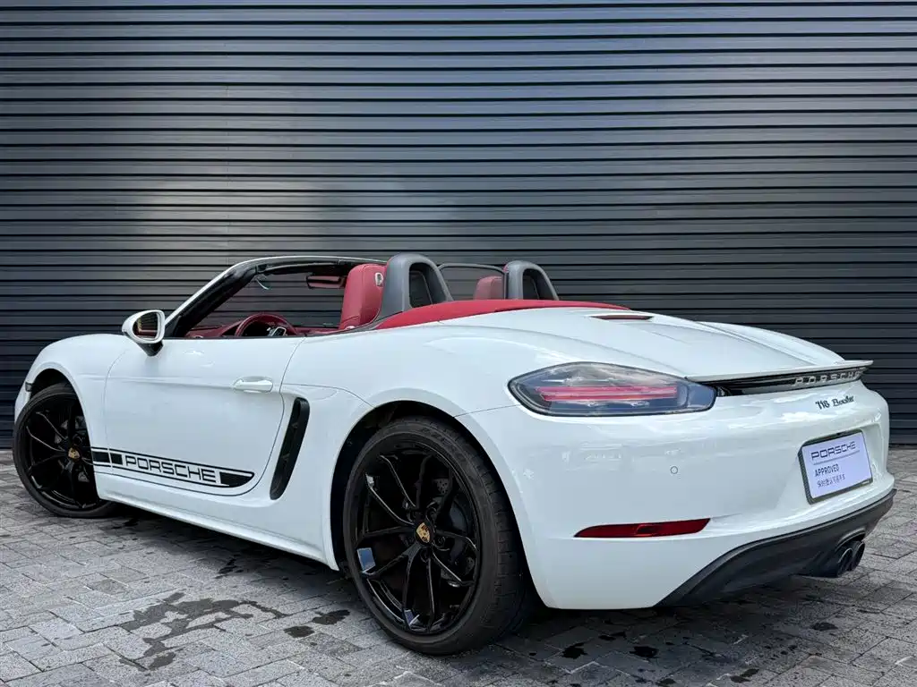 Фото 4 - Porsche 718