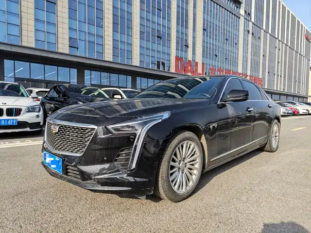 CADILLAC CT6