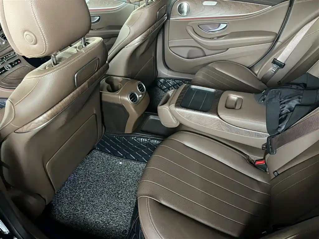 Mercedes-Benz E-Class 2018 Facelift E 200 L фото 19