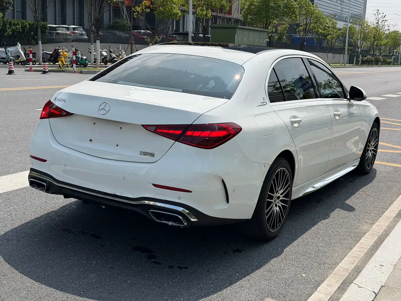 Mercedes-Benz C-Class 2023 C 260 L Sport фото 8