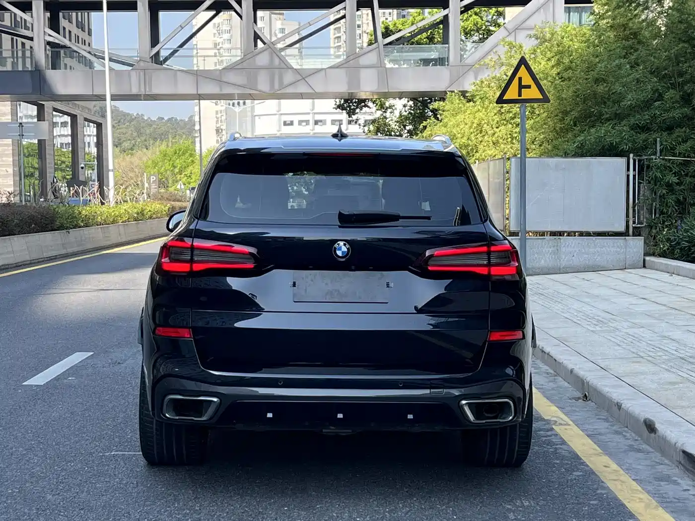 BMW X5 (Import) 2020 xDrive40i M Sport Package фото 6