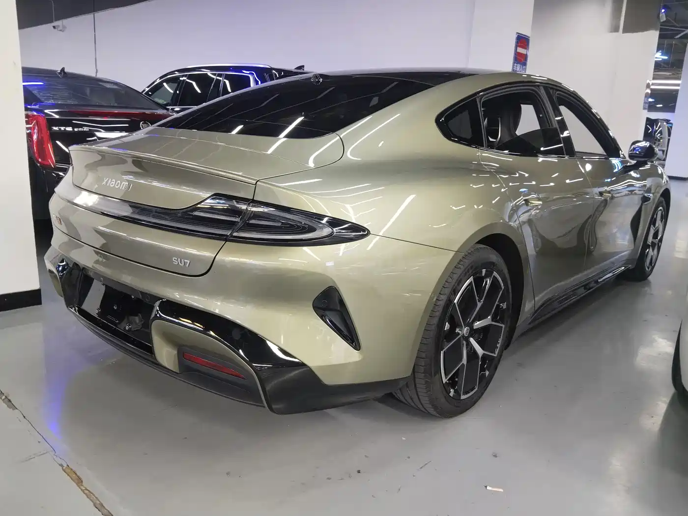 XIAOMI CAR XIAOMI SU7