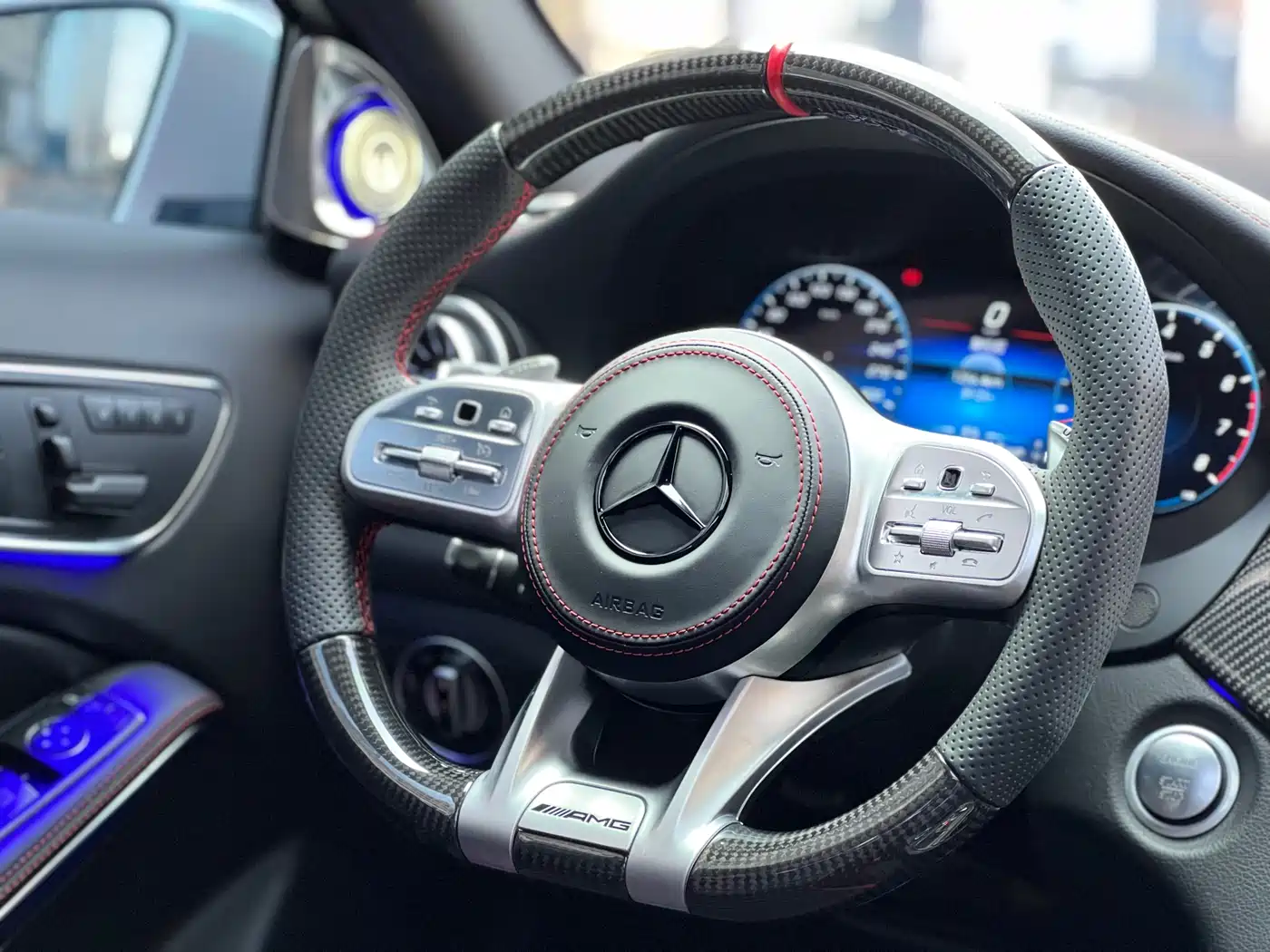Mercedes-Benz GLA AMG 2016 AMG GLA 45 4MATIC фото 5