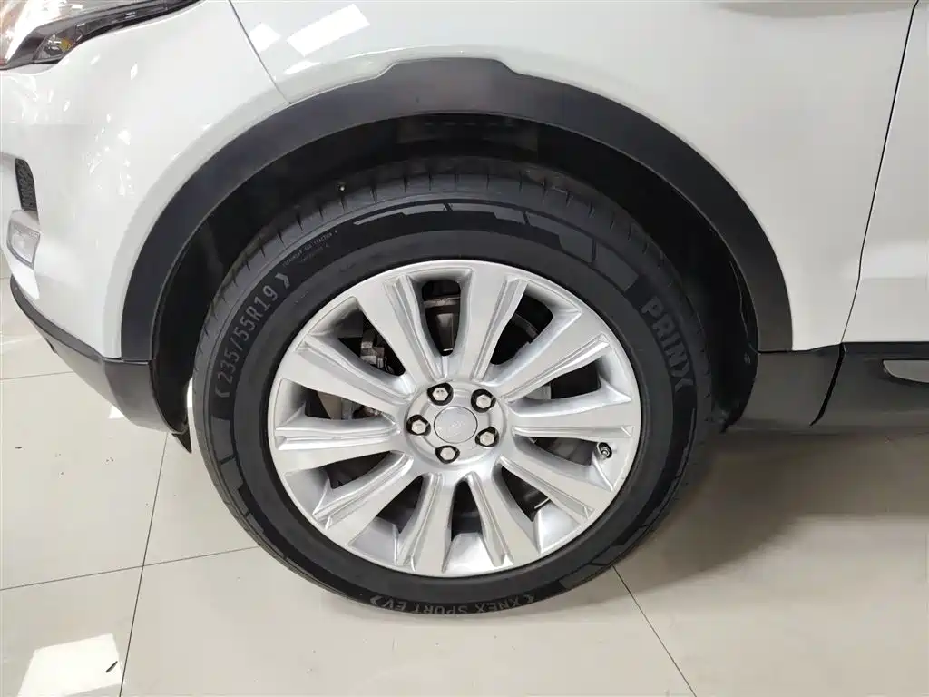 Land Rover Range Rover Evoque 2015 2.0T 5-Door Intelligent Edition фото 25