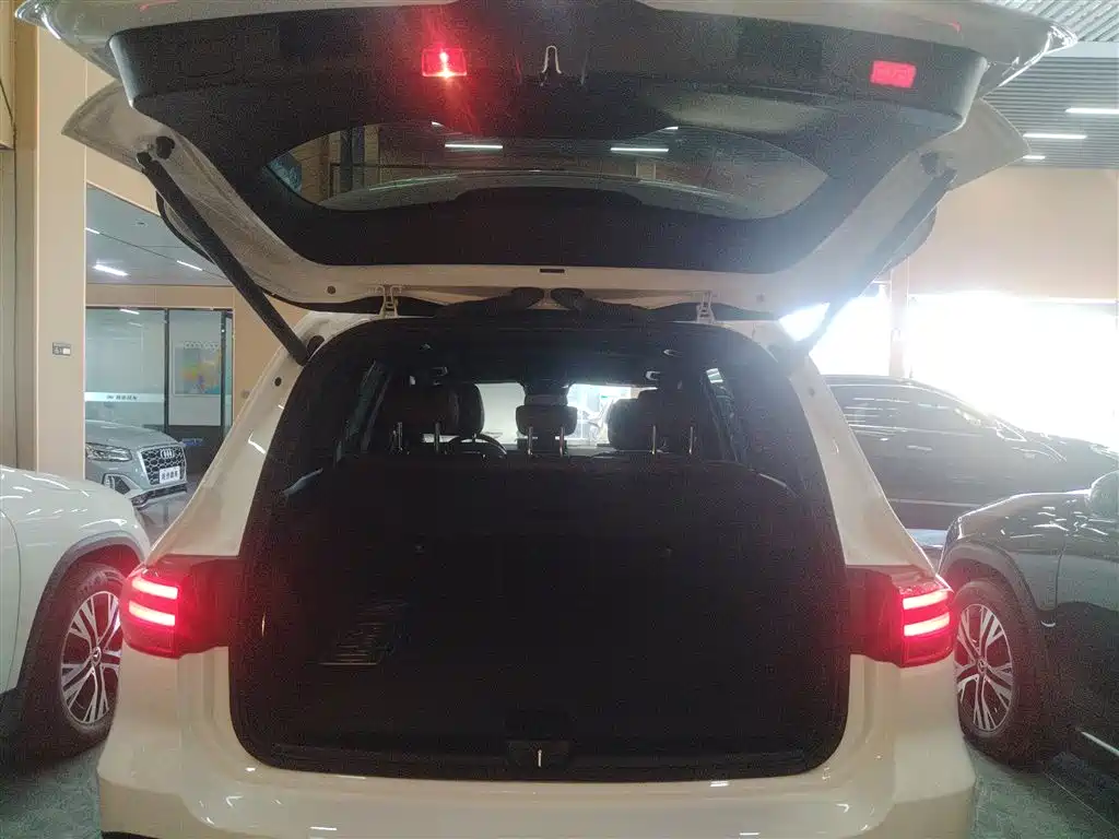 Mercedes-Benz GLB 2024 GLB 220 Dynamic фото 19