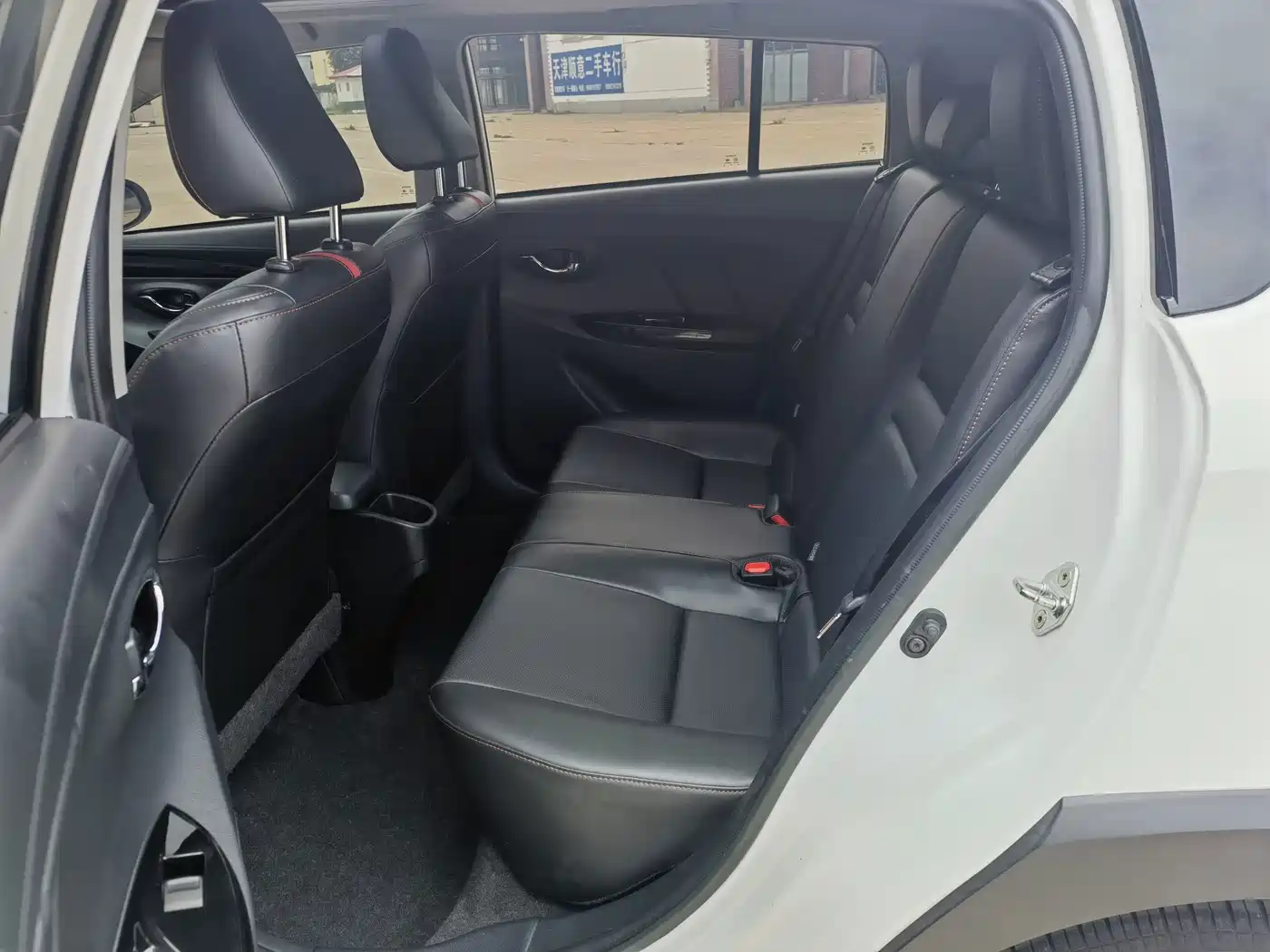 Toyota Yaris, миниатюра 12