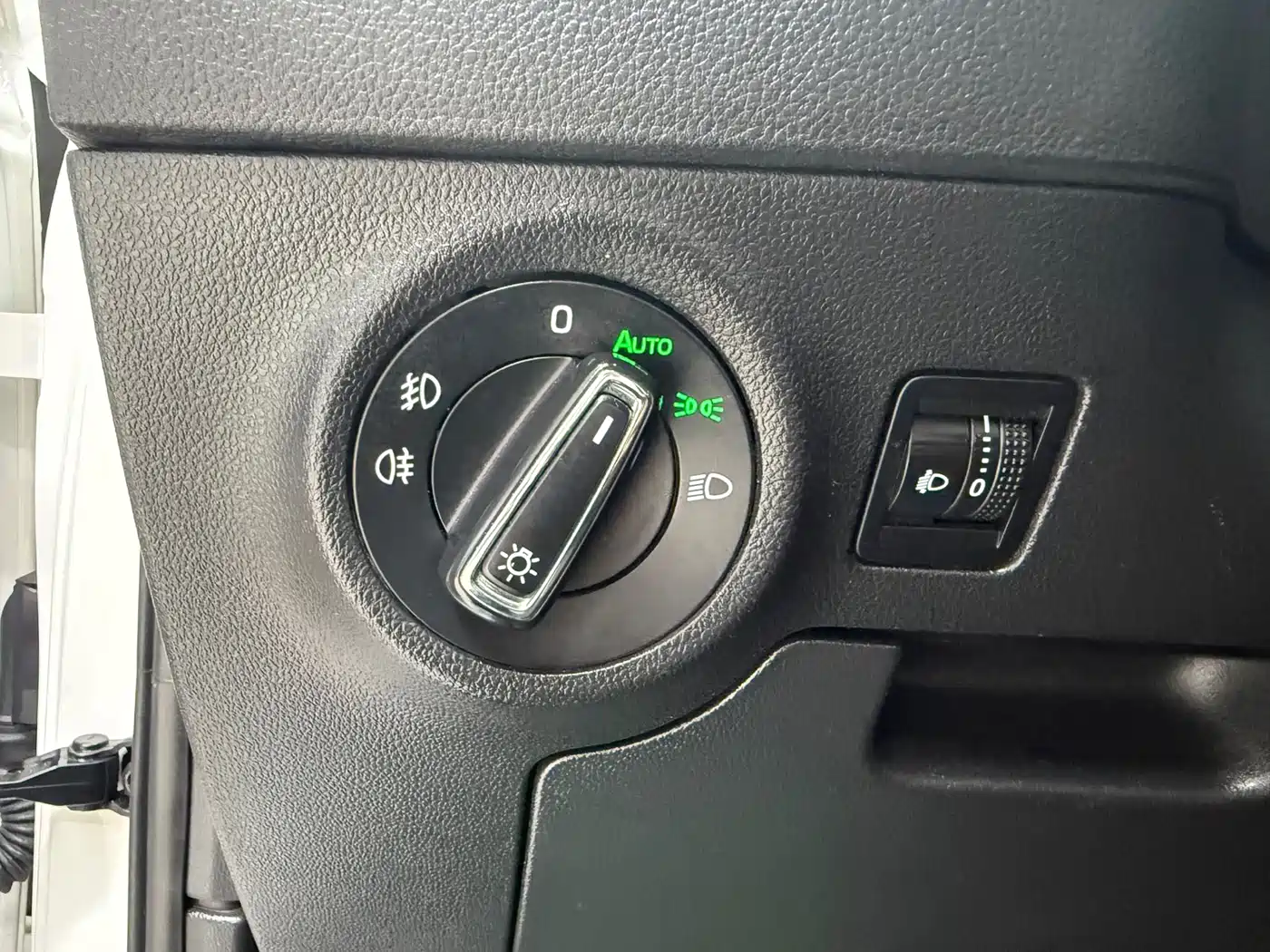 Škoda Karoq 2021 TSI280 Luxury Edition фото 9