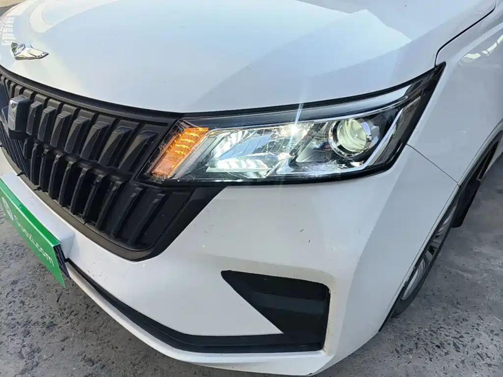 Wuling Motors Wuling Jiachen 2024 2022 1.5L Manual Joy Elite