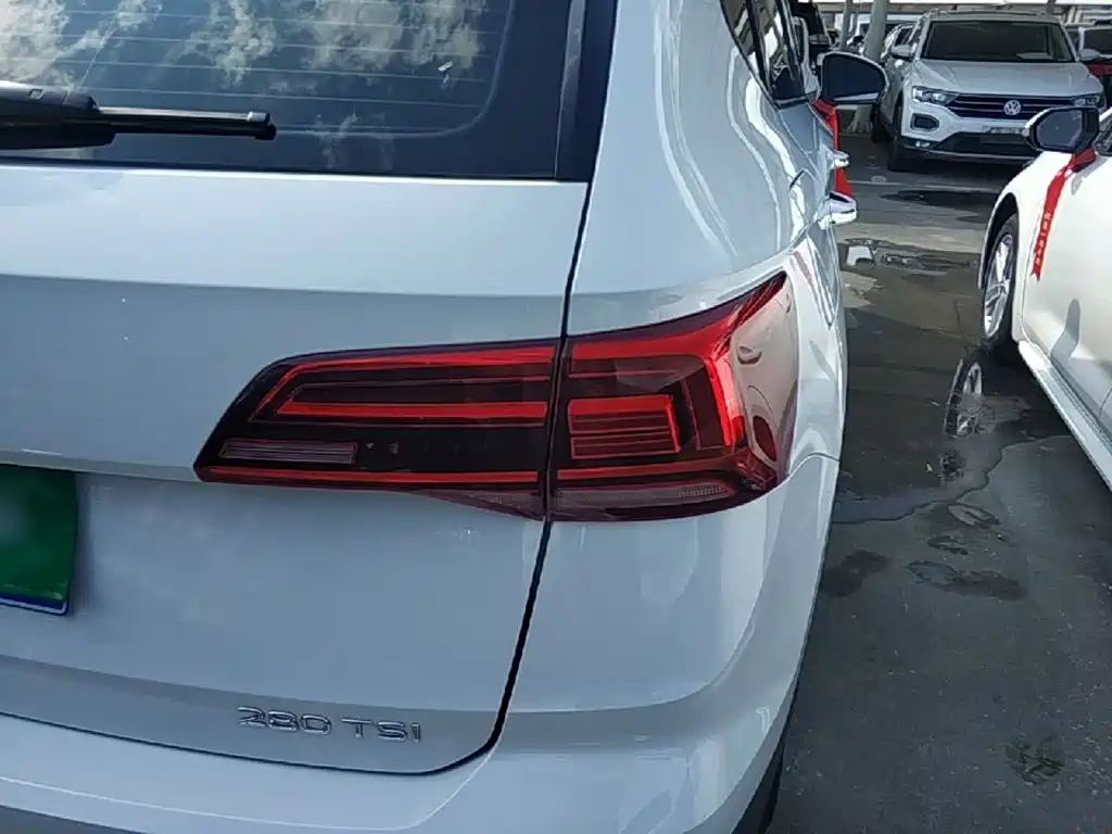 Volkswagen Tharu, миниатюра 8