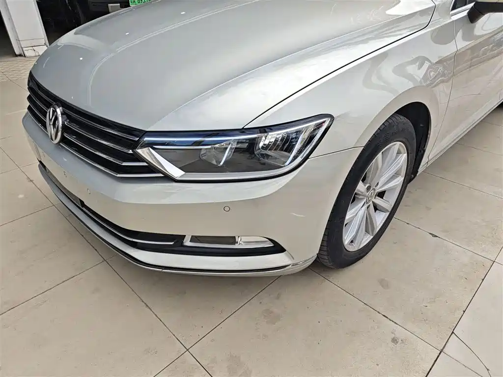 Volkswagen Magotan 2017 330TSI DSG Leading фото 24