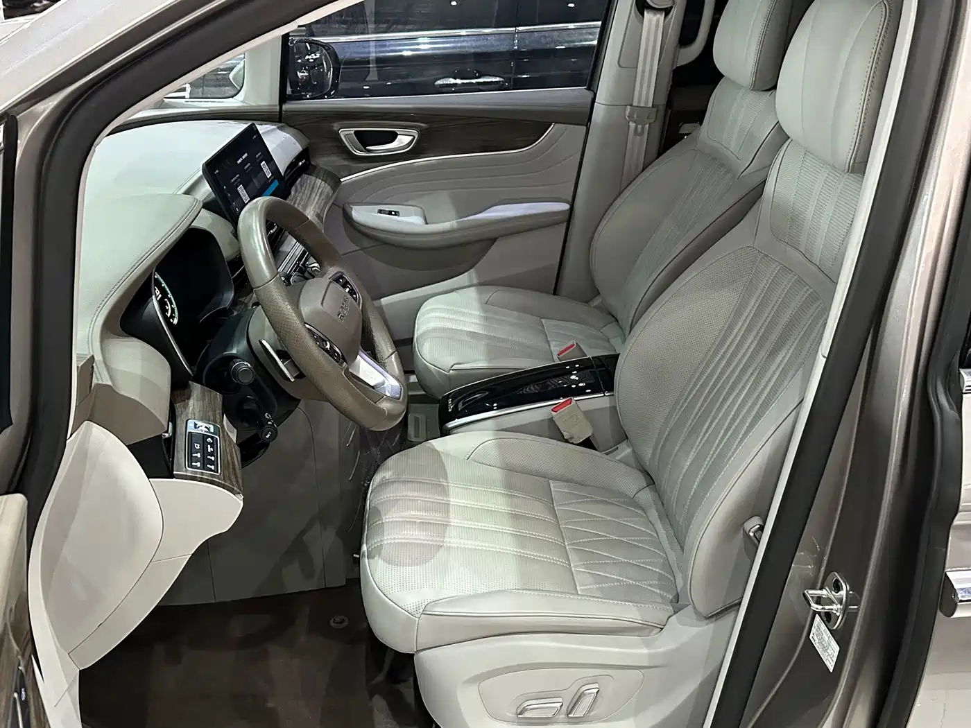 2024 Roewe iMAX8
