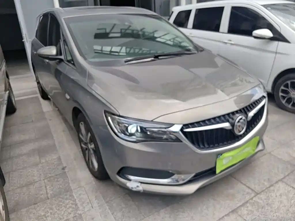 Фото 4 - Buick GL6