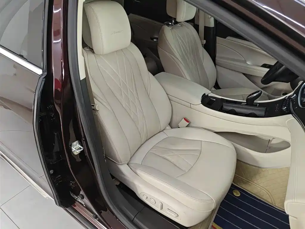 Buick LaCrosse 2021 Avenir Avia First Edition фото 17