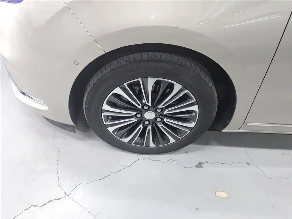 Buick GL8 2022 ES Landmark 653T Flagship фото 10
