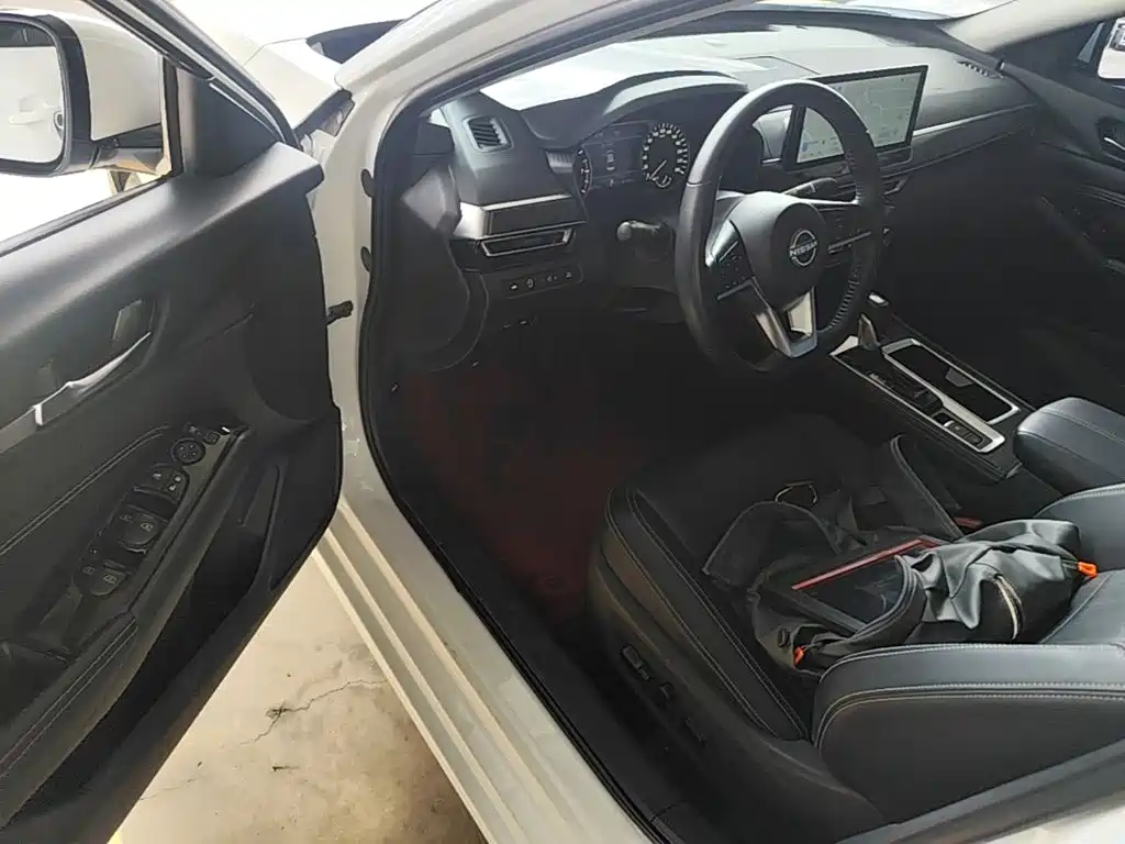 Photo 16 - Nissan Teana