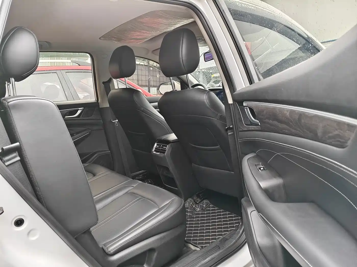 Dongfeng Fengguang Fengguang 580 2023 2022 1.5T Auto Luxury Model