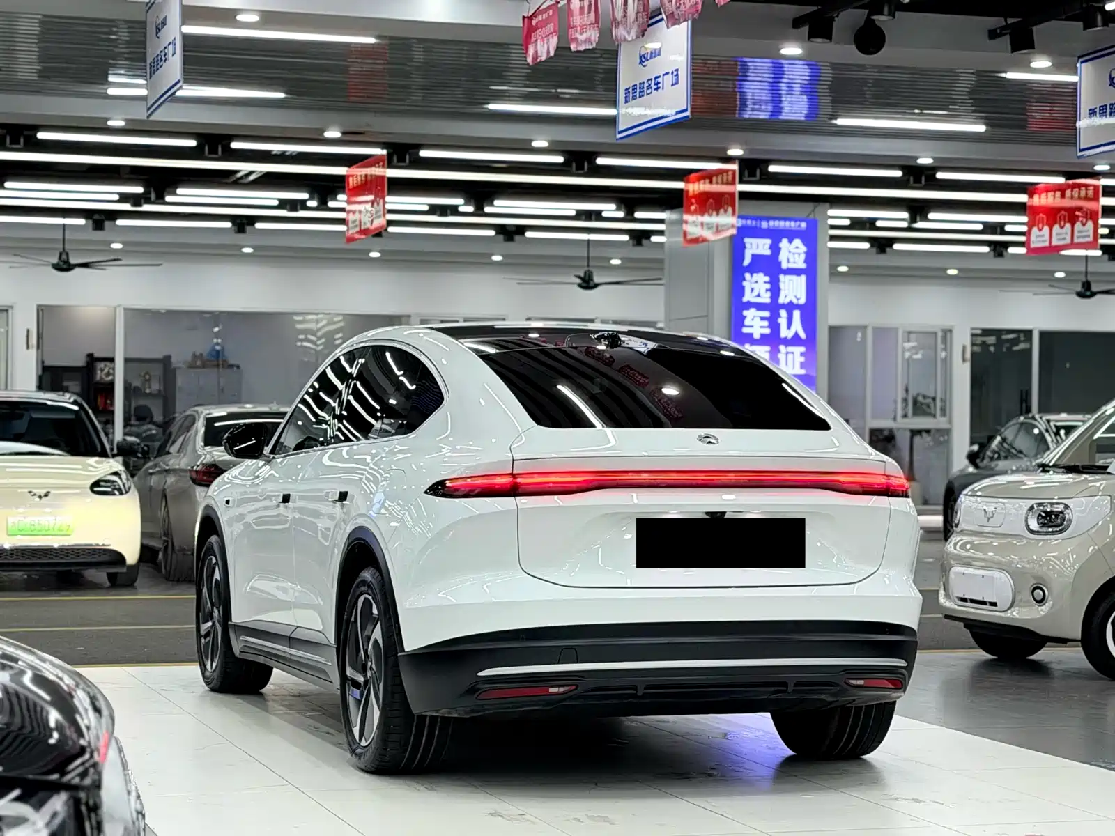 Photo 4 - NIO EC6
