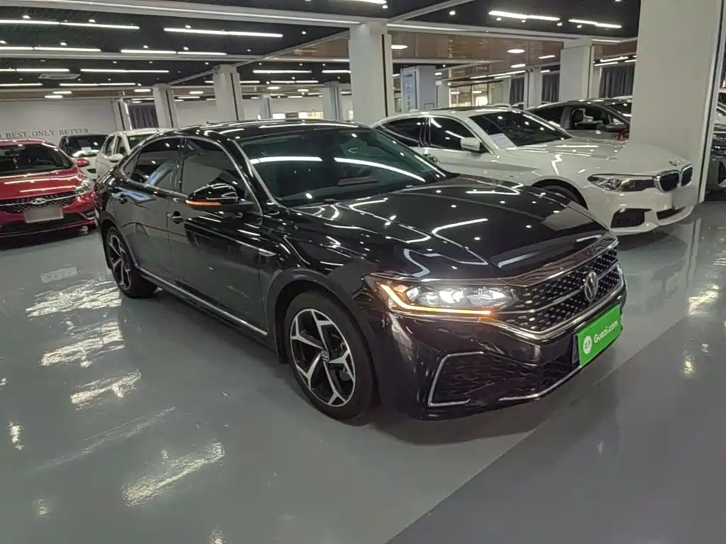 Volkswagen Passat 2025 2025 Outstanding 330TSI Starlight Elite Edition