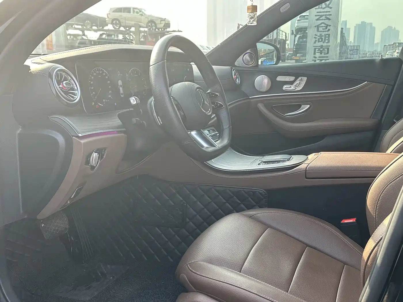 Mercedes-Benz E-Class 2023 E 300 L Luxury фото 5